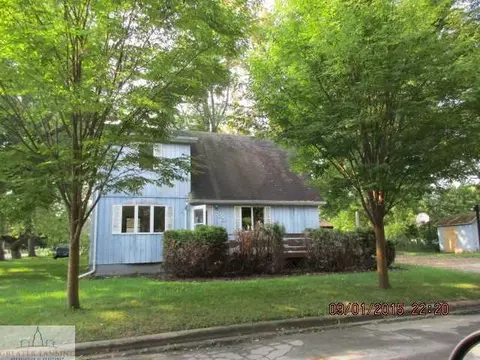 705 W W Grace, Owosso, MI 48867 photo 1