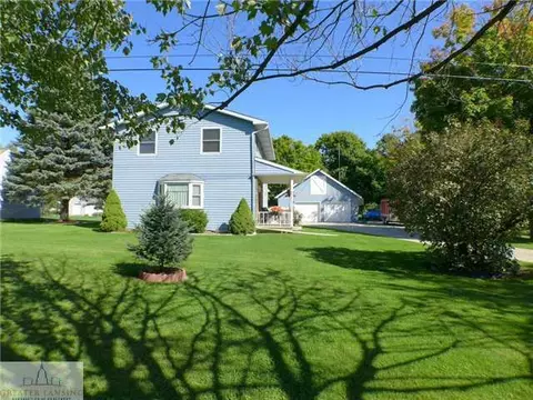 1712 Eifert Rd, Holt, MI 48842 photo 3