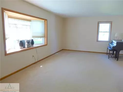 1712 Eifert Rd, Holt, MI 48842 photo 6