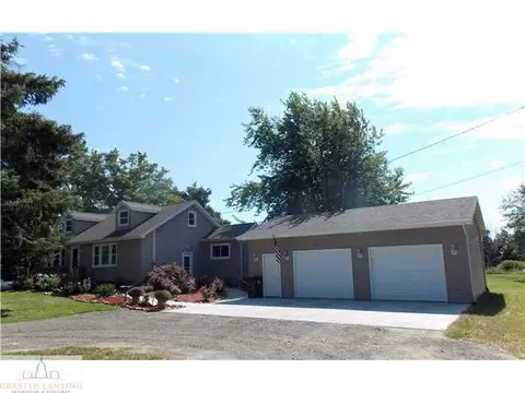 7521 W Howe Rd, Dewitt, MI 48820 photo 1
