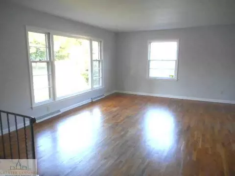 3609 Springbrook Ln, Lansing, MI 48917 photo 3