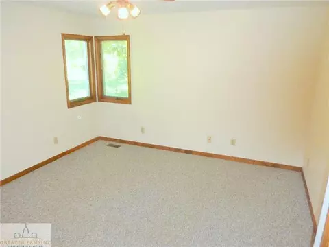 2720 Aurelius Rd, Lansing, MI 48910 photo 11