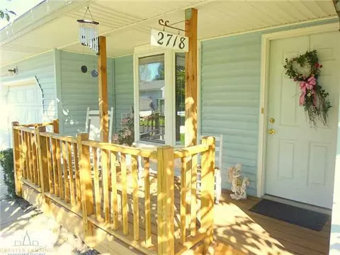2720 Aurelius Rd, Lansing, MI 48910 photo 3