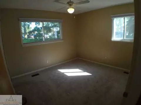 2302 Darby Dr, Lansing, MI 48906 photo 13