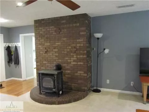 2112 Raby Rd, Haslett, MI 48840 photo 3