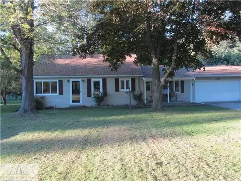 2112 Raby Rd, Haslett, MI 48840 photo 1