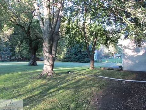 2112 Raby Rd, Haslett, MI 48840 photo 11