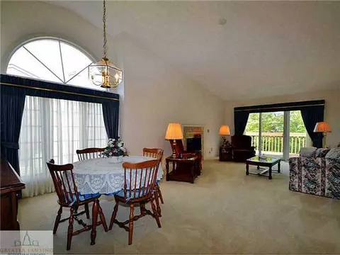 1110 Brookside Dr, Lansing, MI 48917 photo 5