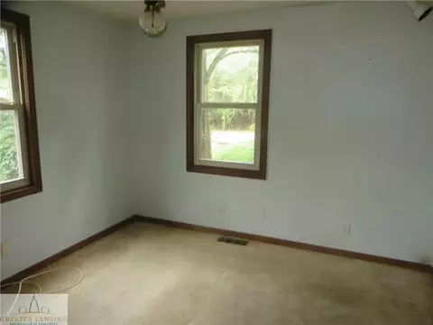 2340 Gilbert Rd, Lansing, MI 48911 photo 8