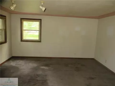 2340 Gilbert Rd, Lansing, MI 48911 photo 6