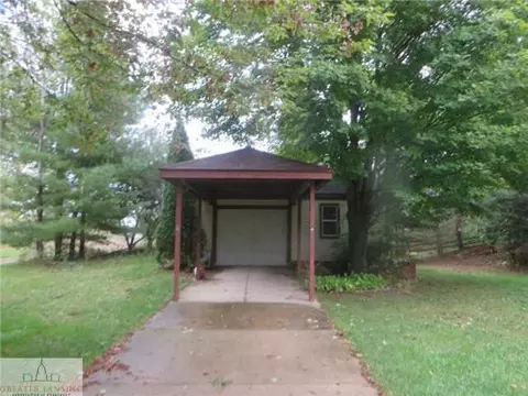 2340 Gilbert Rd, Lansing, MI 48911 photo 11