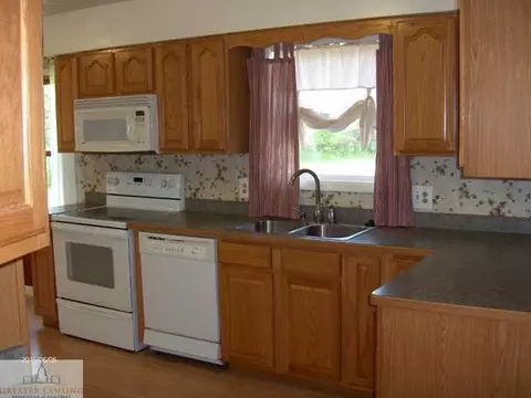 14694 Robson Rd, Bath, MI 48808 photo 7