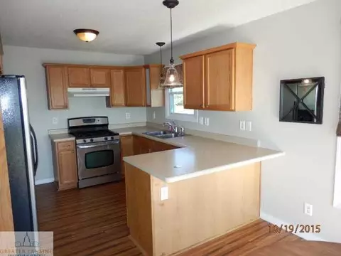 1850 E Townsend St, Saint Johns, MI 48879 photo 9