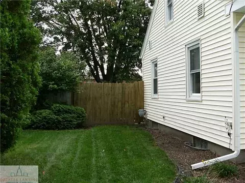 755 Fitting Ave, Lansing, MI 48917 photo 3