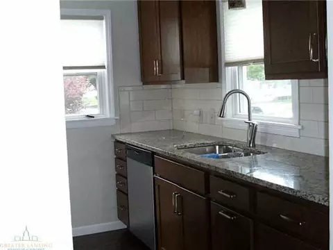 755 Fitting Ave, Lansing, MI 48917 photo 9