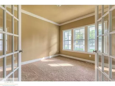 1718 Juniper, Holt, MI 48842 photo 2