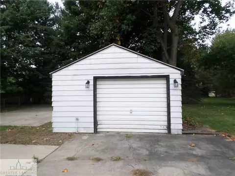 636 Maple St, Grand Ledge, MI 48837 photo 6