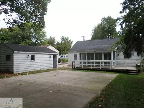 636 Maple St, Grand Ledge, MI 48837 photo 5