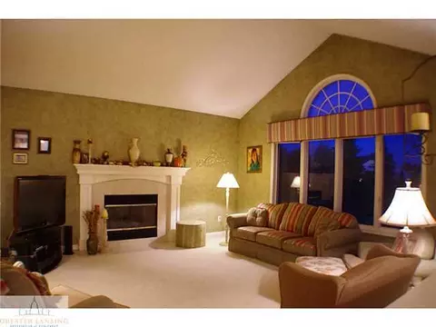 3201 Crofton Dr, Dewitt, MI 48820 photo 9