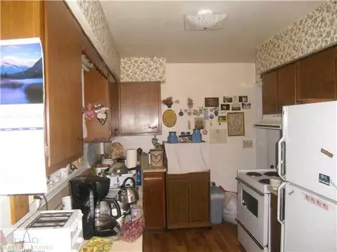 2819 Memory Ln, Lansing, MI 48911 photo 4