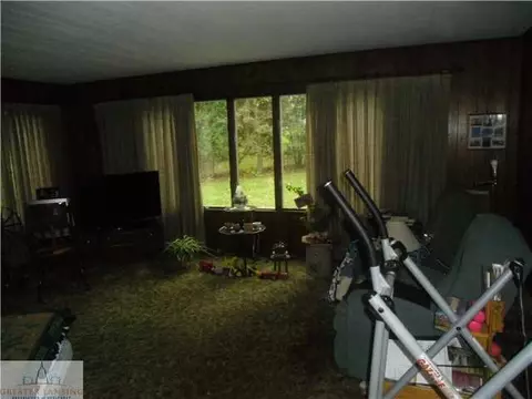 2819 Memory Ln, Lansing, MI 48911 photo 12