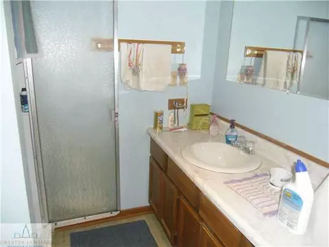2819 Memory Ln, Lansing, MI 48911 photo 7