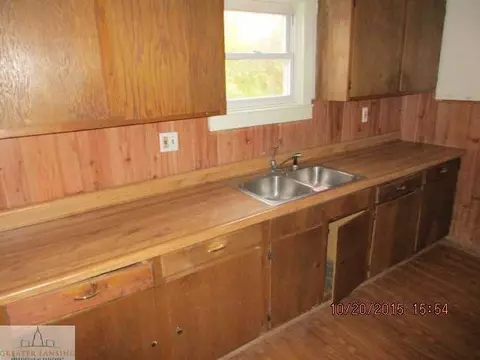 423 Huron St, Owosso, MI 48867 photo 7