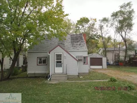 423 Huron St, Owosso, MI 48867 photo 1
