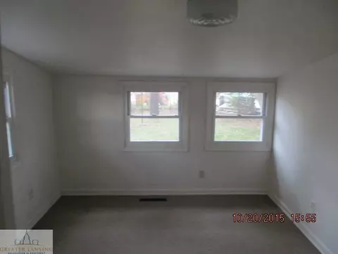 423 Huron St, Owosso, MI 48867 photo 4