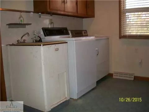 125 Ives Rd, Mason, MI 48854 photo 4