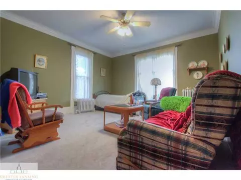 204 E Walker St, Saint Johns, MI 48879 photo 3