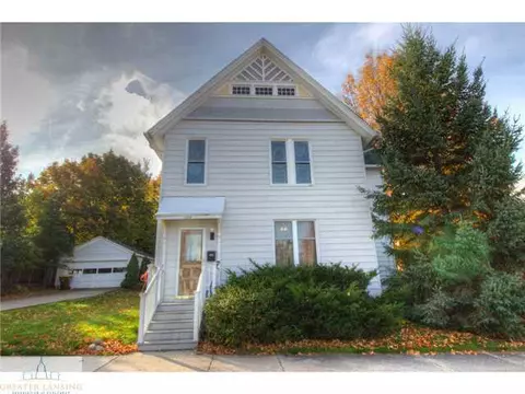 204 E Walker St, Saint Johns, MI 48879 photo 1