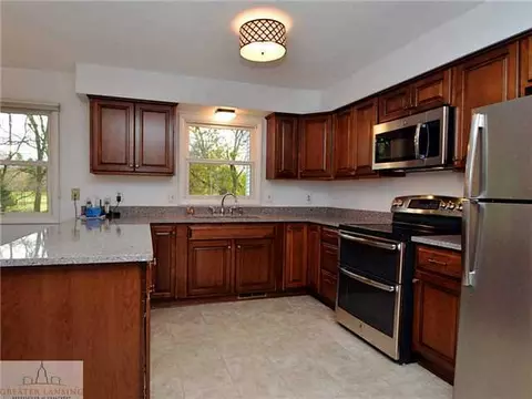 1933 Tomahawk Rd, Okemos, MI 48864 photo 10