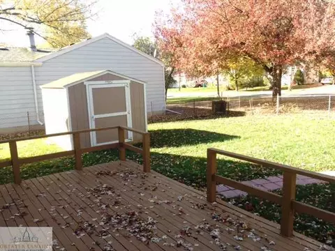643 Kendon Dr, Lansing, MI 48910 photo 5