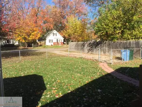 643 Kendon Dr, Lansing, MI 48910 photo 6