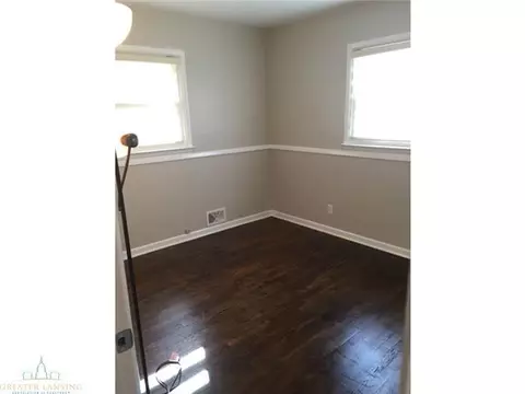 643 Kendon Dr, Lansing, MI 48910 photo 16