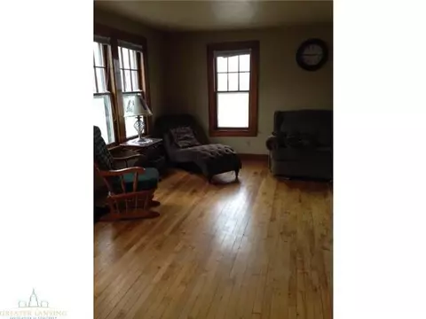 106 N Scott, Dewitt, MI 48820 photo 4