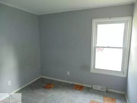 2927 Cranbrook Ave, Lansing, MI 48906 photo 11