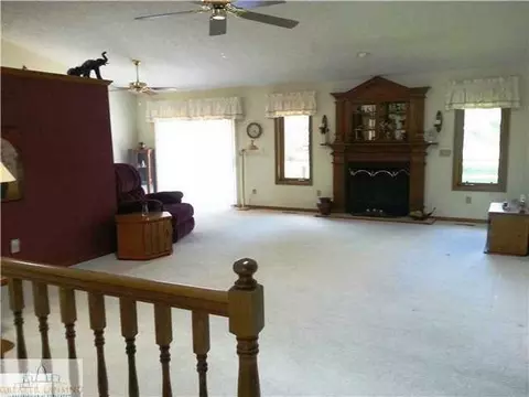 5880 Horstmeyer, Lansing, MI 48911 photo 7