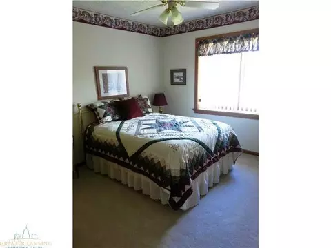 5880 Horstmeyer, Lansing, MI 48911 photo 18