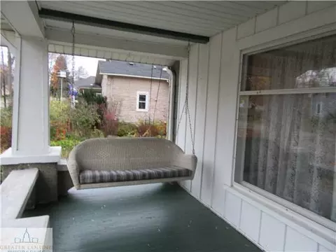 407 W Washington, Dewitt, MI 48820 photo 2