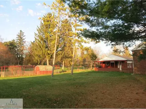1915 E Willard Ave, Lansing, MI 48910 photo 22