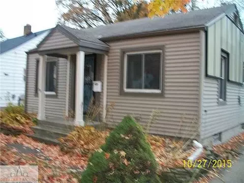 2211 Alpha St, Lansing, MI 48910 photo 1