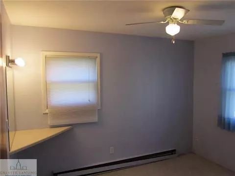 417 E Grand River Ave, Williamston, MI 48895 photo 7
