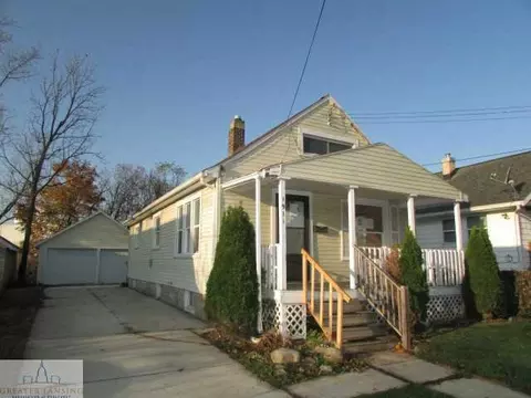1911 John St, Lansing, MI 48906 photo 1
