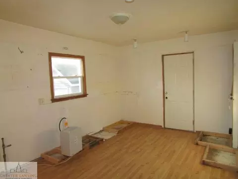 1911 John St, Lansing, MI 48906 photo 3