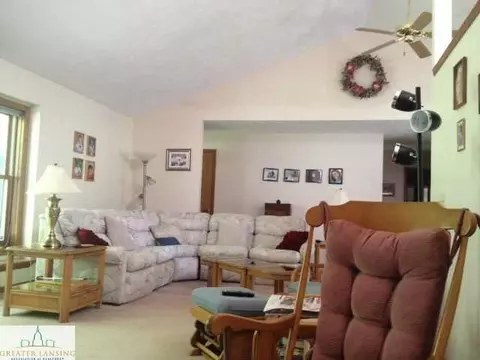 5315 Canal Rd, Dimondale, MI 48821 photo 9