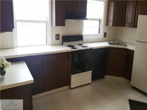 4010 Devonshire, Lansing, MI 48910 photo 11