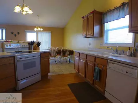 1601 E Maple Rapids Rd, Saint Johns, MI 48879 photo 3