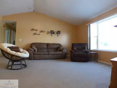 1601 E Maple Rapids Rd, Saint Johns, MI 48879 photo 6